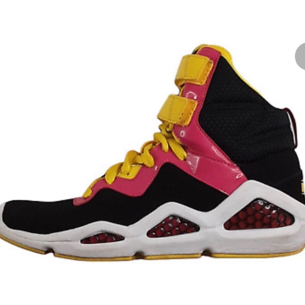 Reebock Women’s Hexalite Chi Kaze High Top Retro Sneakers Black Yellow Size 8